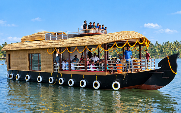 Two bedroom houseboat in Nileshwar